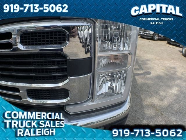 2023 Ford F-350SD FREEDOM BODY Commercial