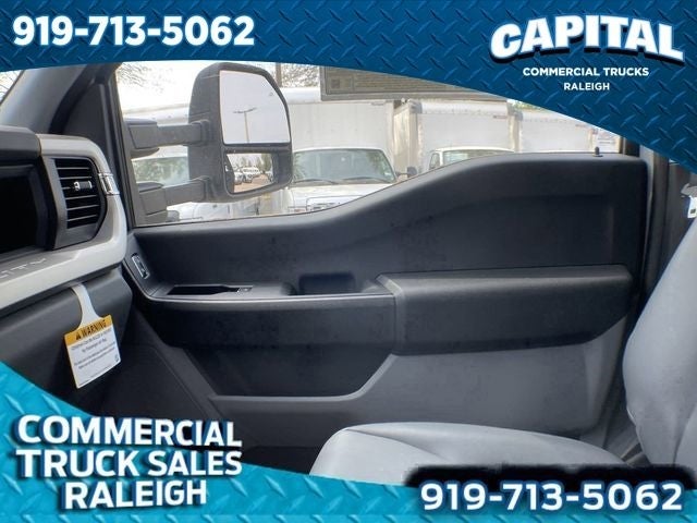 2023 Ford F-350SD FREEDOM BODY Commercial