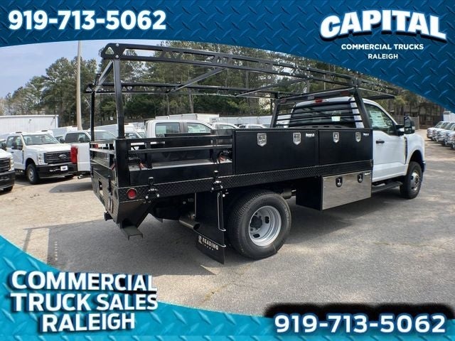 2023 Ford F-350SD FREEDOM BODY Commercial