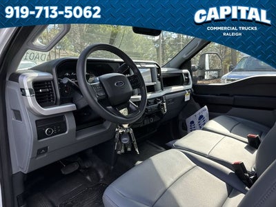 2026 Ford F-550SD 16FT BOX/LIFTGATE Commercial