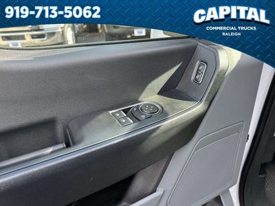 2026 Ford F-550SD 16FT BOX/LIFTGATE Commercial