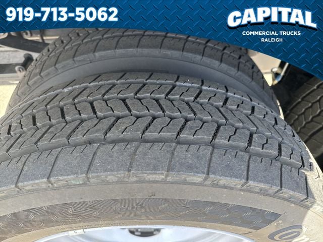 2026 Ford F-550SD 16FT BOX/LIFTGATE Commercial