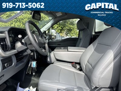 2026 Ford F-550SD 16FT BOX/LIFTGATE Commercial