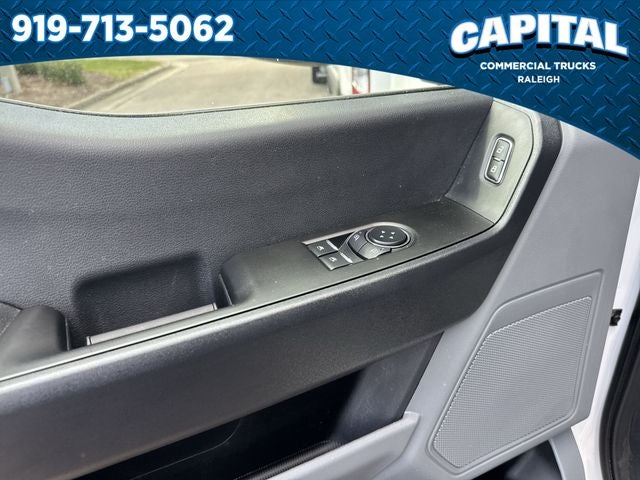 2026 Ford F-550SD 16FT BOX/LIFTGATE Commercial