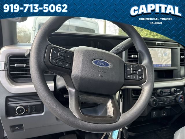 2026 Ford F-550SD 16FT BOX/LIFTGATE Commercial