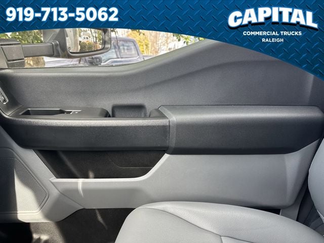 2026 Ford F-550SD 16FT BOX/LIFTGATE Commercial