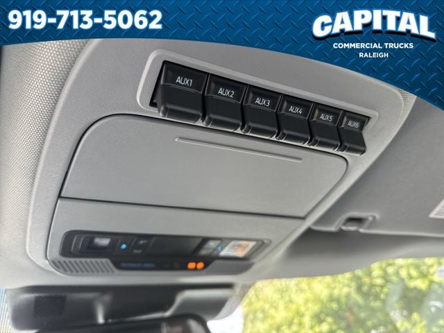 2026 Ford F-550SD 16FT BOX/LIFTGATE Commercial