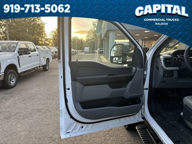 2024 Ford F-550SD 11FT SERVICE BODY Commercial