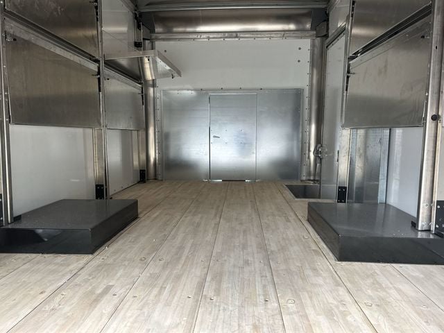 2025 Ford E-350SD 14FT BOX/SIDE DOOR Commercial