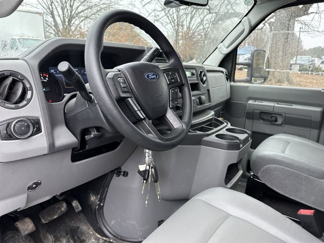 2025 Ford E-350SD 14FT BOX/SIDE DOOR Commercial