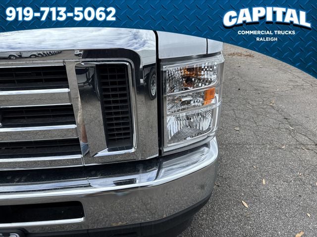 2025 Ford E-350SD 14FT BOX Commercial