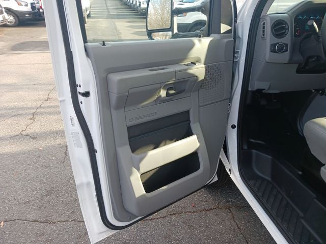 2025 Ford E-350SD 16FT BOX/RAMP Commercial
