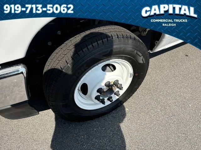 2025 Ford E-350SD 14FT BOX Commercial