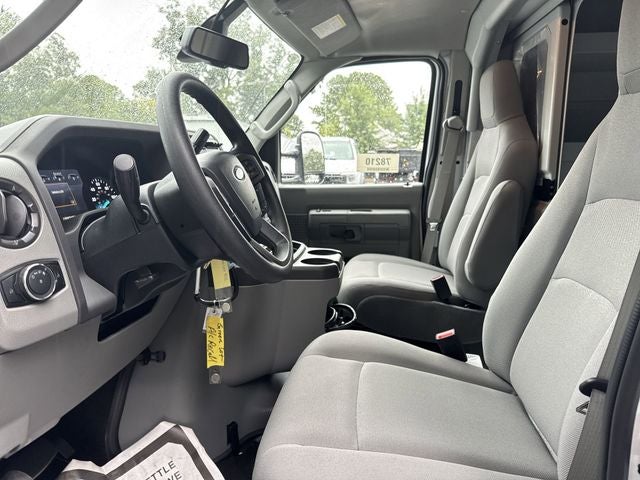 2026 Ford E-350SD UTILITY KUV BODY Commercial