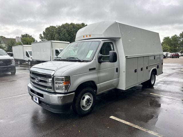 2026 Ford E-350SD UTILITY KUV BODY Commercial