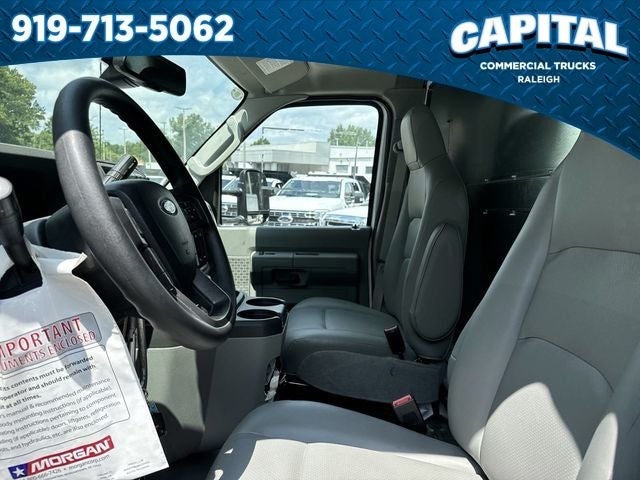 2025 Ford E-350SD 14FT BOX Commercial