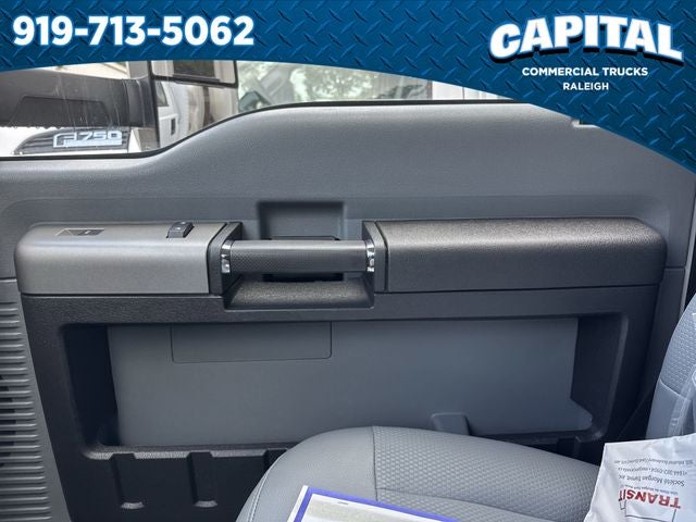 2026 Ford F-750SD 26FT BOX/LIFTGATE Commercial