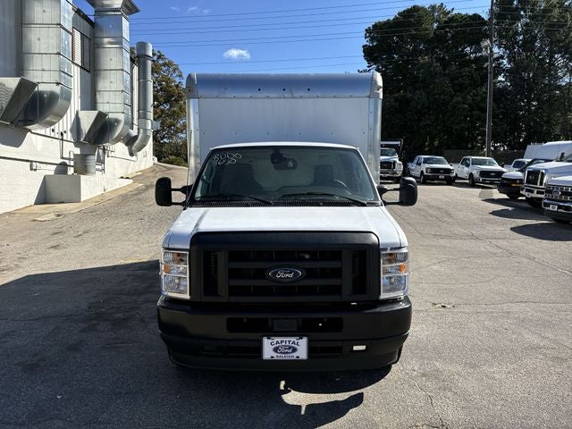 2024 Ford E-450SD 14FT BOX Commercial
