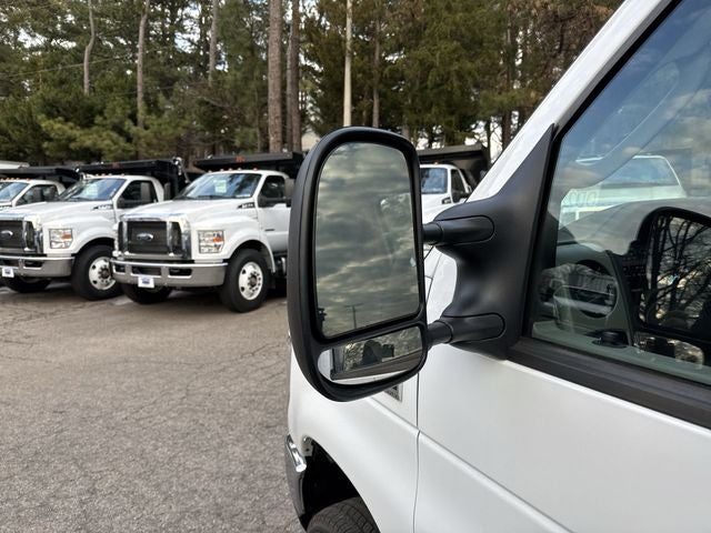 2026 Ford E-450SD 16FT BOX/LIFTGATE Commercial