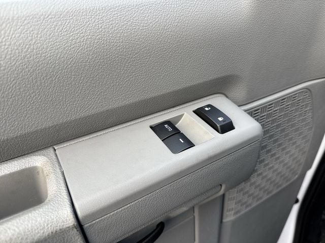 2026 Ford E-450SD 16FT BOX/LIFTGATE Commercial