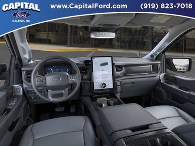 2025 Ford F-150 Lightning Flash