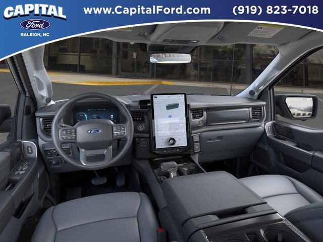 2025 Ford F-150 Lightning Flash