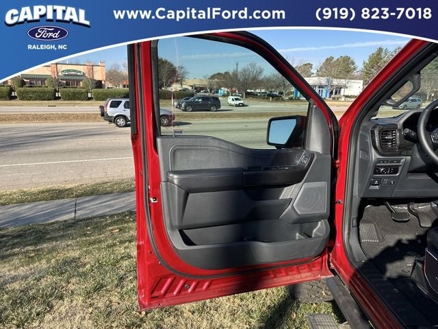 2023 Ford F-150 Lariat Black Ops