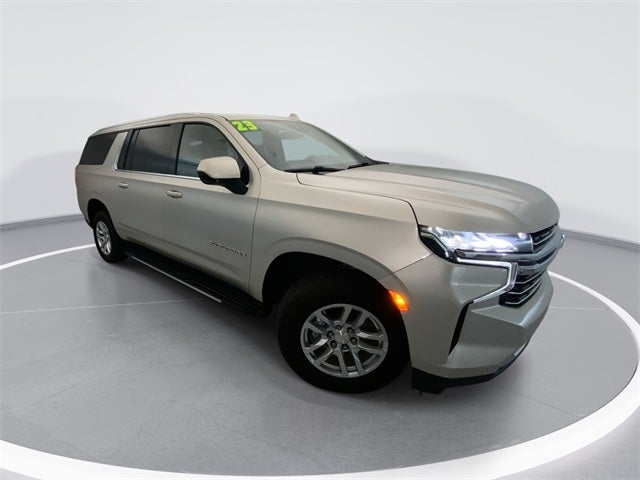 2023 Chevrolet Suburban LT