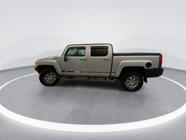 2010 Hummer H3T Luxury