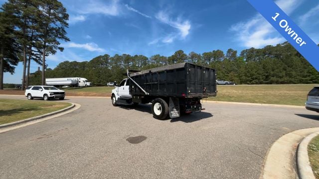 2022 Ford F-650SD Base