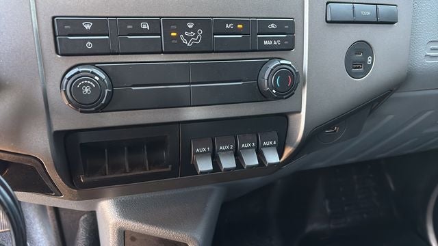 2022 Ford F-650SD Base