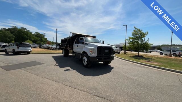 2022 Ford F-650SD Base