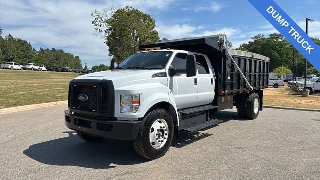 2022 Ford F-650SD Base