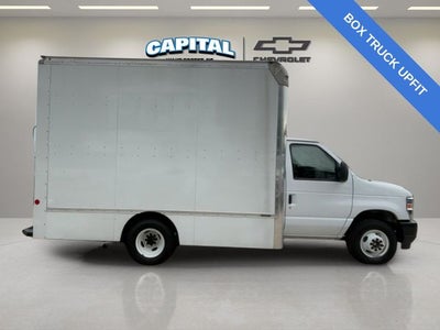 2024 Ford E-350SD Base Cutaway