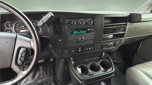 2022 Chevrolet Express 3500 LS Passenger