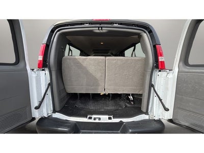 2022 Chevrolet Express 3500 LS Passenger