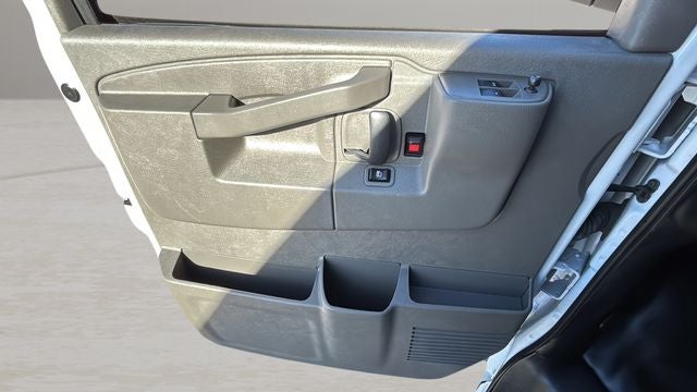 2023 Chevrolet Express 3500 LS Passenger