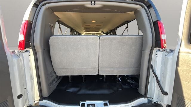 2023 Chevrolet Express 3500 LS Passenger