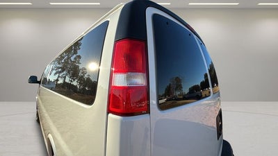 2024 Chevrolet Express 3500 LT Passenger