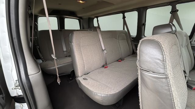2024 Chevrolet Express 3500 LT Passenger