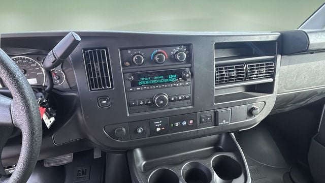2024 Chevrolet Express 3500 LT Passenger