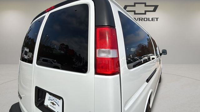2024 Chevrolet Express 3500 LT Passenger