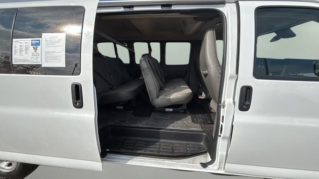 2024 Chevrolet Express 3500 LT Passenger