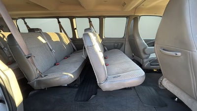 2024 Chevrolet Express 3500 LT Passenger