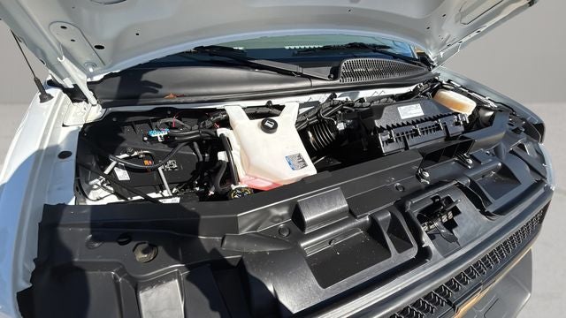 2023 Chevrolet Express 3500 Work Van Cutaway