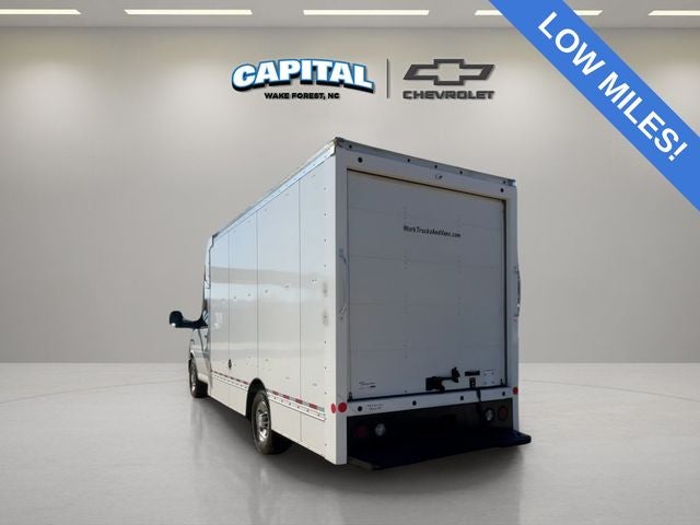 2023 Chevrolet Express 3500 Work Van Cutaway