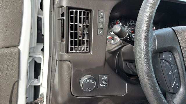 2024 Chevrolet Express 2500 Work Van Cargo