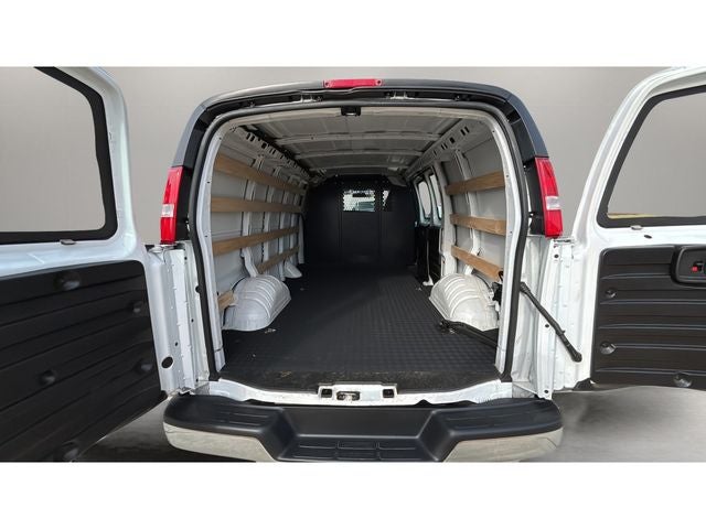 2024 Chevrolet Express 2500 Work Van Cargo