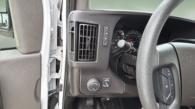 2024 Chevrolet Express 2500 Work Van Cargo