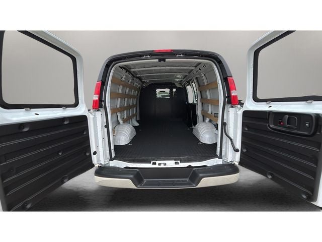 2024 Chevrolet Express 2500 Work Van Cargo